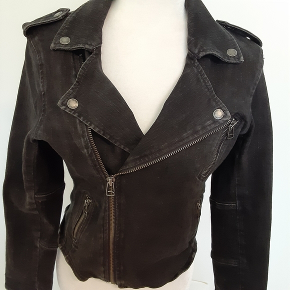 American Eagle Outfitters Jackets & Blazers - AEO LIKE NEW HARD TO FIND MOTO JEAN JACKET